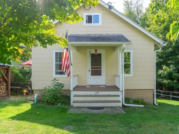 179 Main St, Claverack, NY 12565