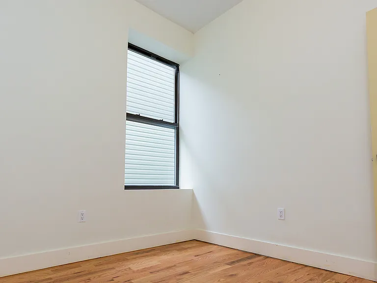 57 Grove St #2C — Photo 9