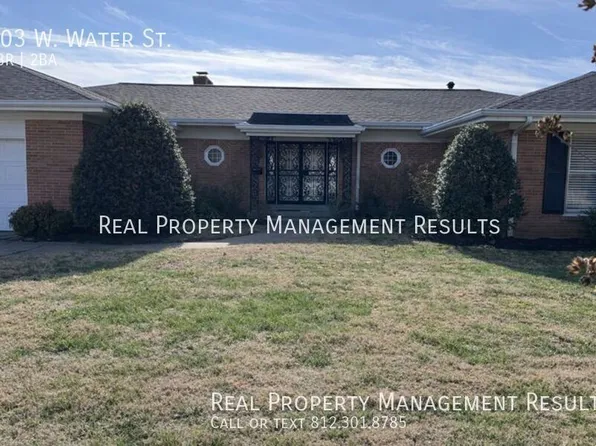 603 W Water St, Newburgh, IN 47630