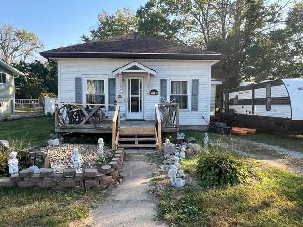 211 W 3rd St, Lamoni, IA 50140
