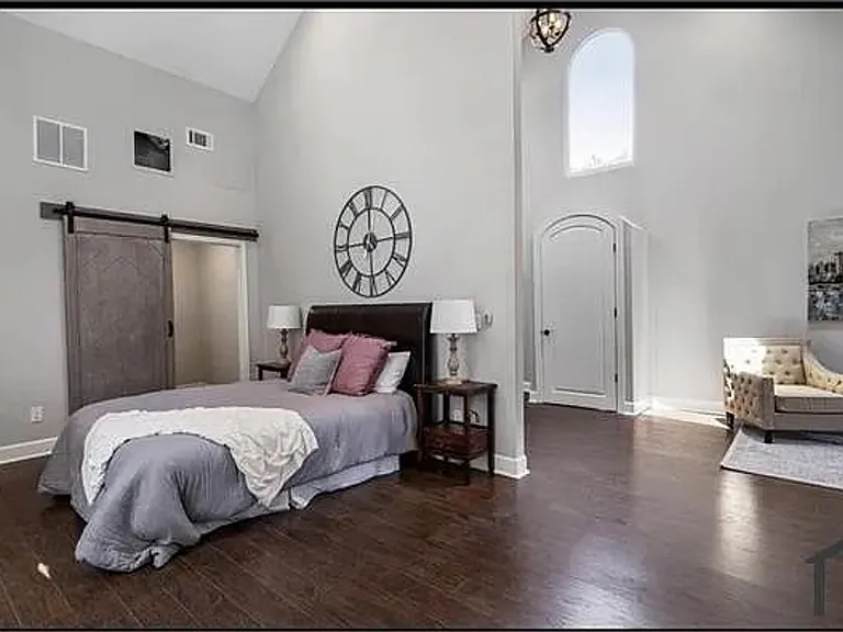 984 Dill Ave SW — Photo 21