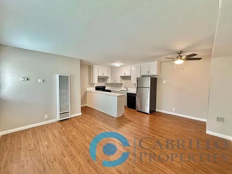 2731 A St #4 — Photo 2
