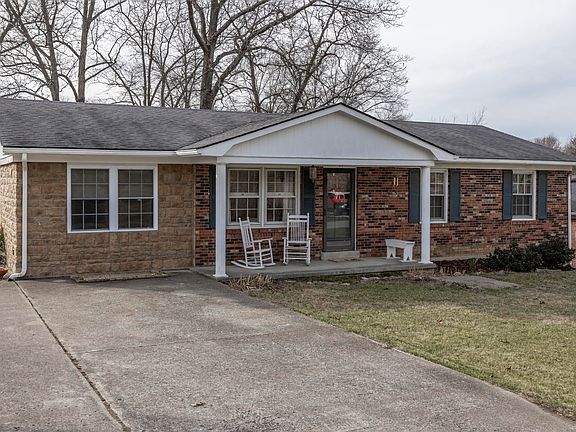 2nd image of 31 Roscoe Ct