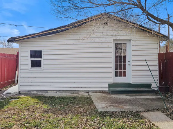 721 Broadway St, Thermopolis, WY 82443