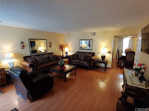 2nd image of 7869 Ventura Canyon Ave Unit 203