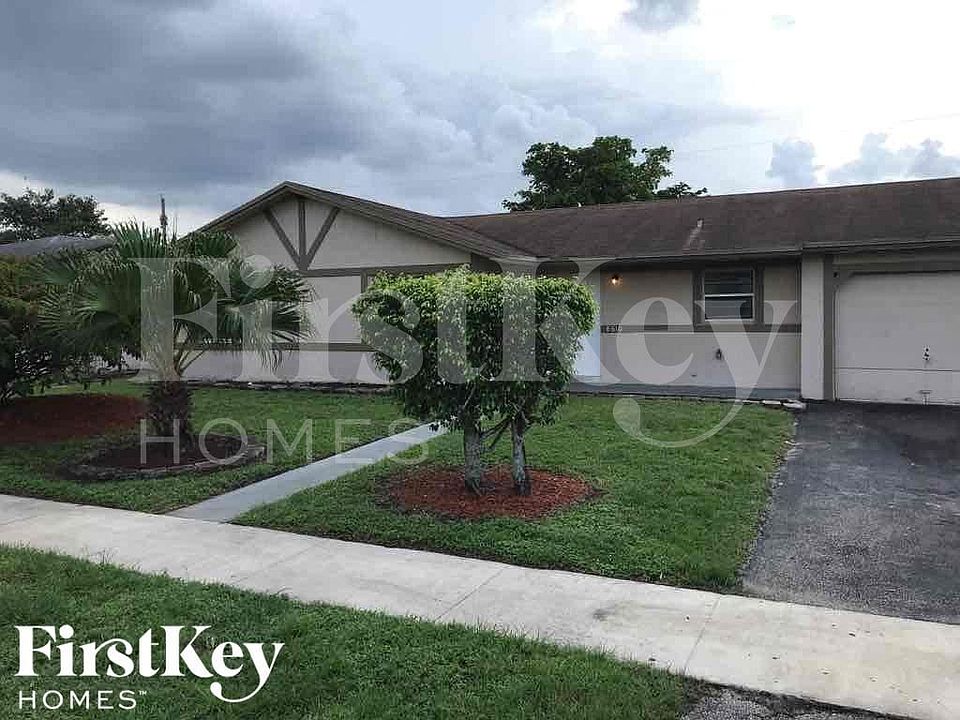 1st image of 8610 NW 45th Ct