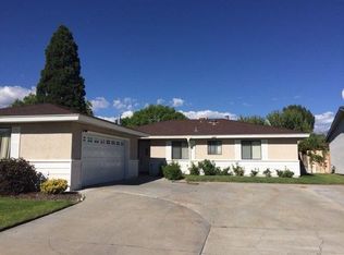 1537 Rocking West Dr, Bishop, CA 93514