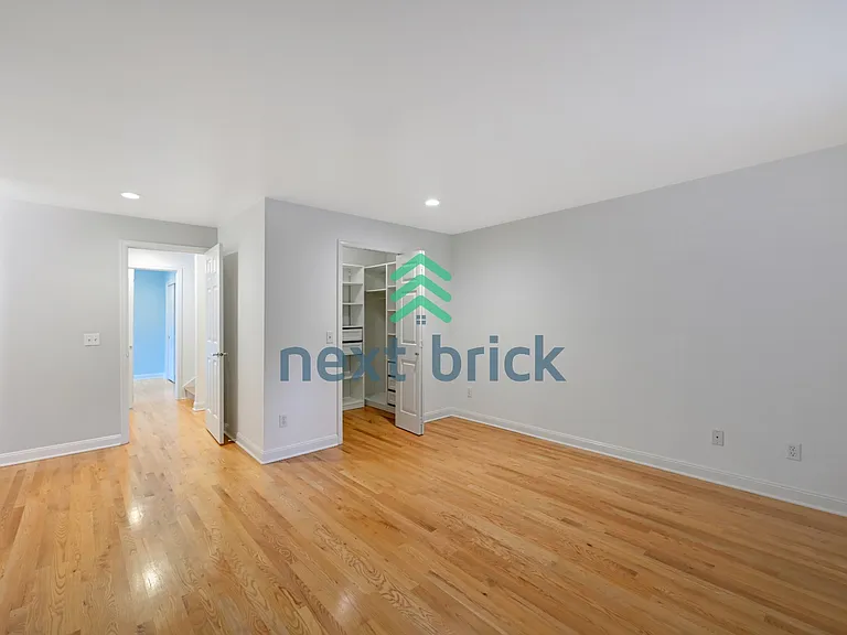2841 Prosch Ave W #SEATTLE 2841 — Photo 13