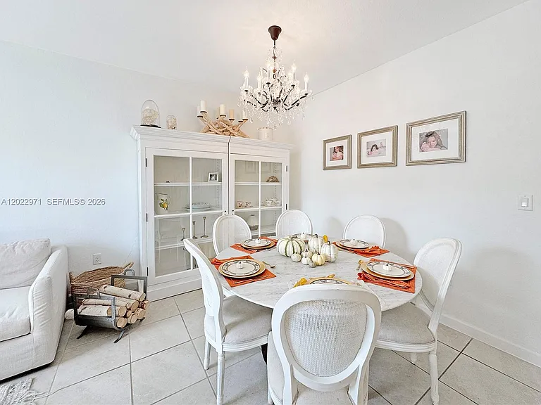 14813 SW 183rd Ter #14813 — Photo 5