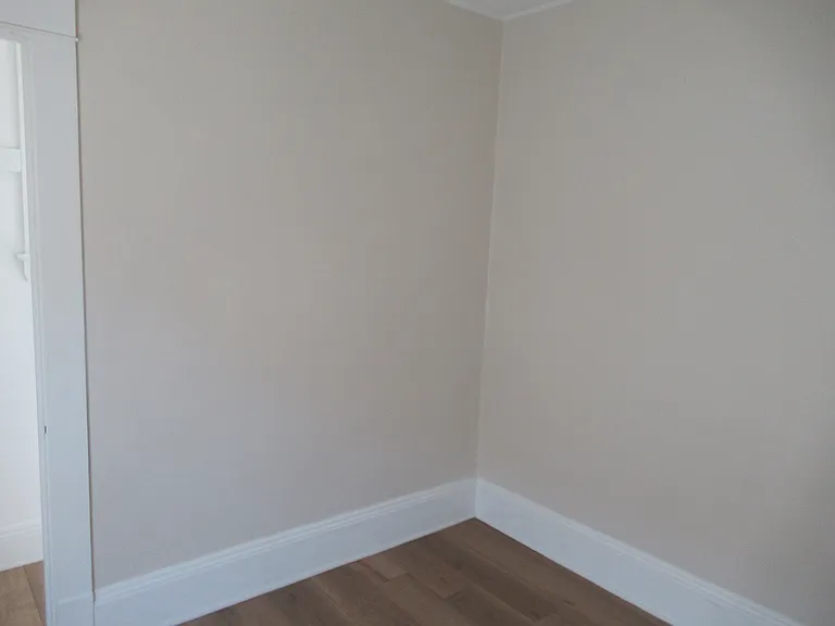 1518 Ridgewood Ave — Photo 3
