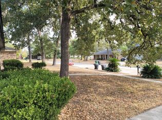 7211 Deep Forest Dr, Houston, TX 77088