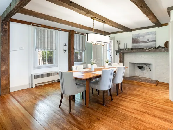 477 Laurel Grove Road, Middletown, CT 06457