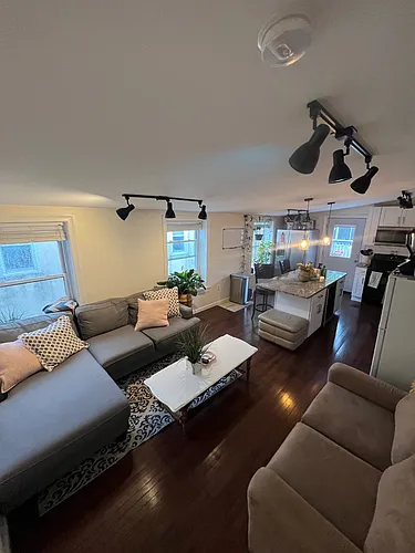 2020 Mount Vernon St #2 Photo 1