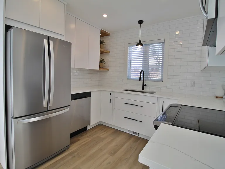 2138 Saunderson Dr #1 — Photo 10