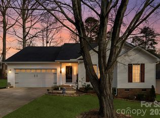 106 Kingsford Dr, Stanley, NC 28164