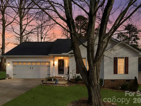 106 Kingsford Dr, Stanley, NC 28164