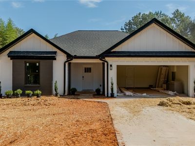426 N Palmetto St, Liberty, SC, 29657