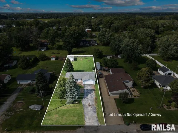 11062 140th Street Pl, Davenport, IA 52804