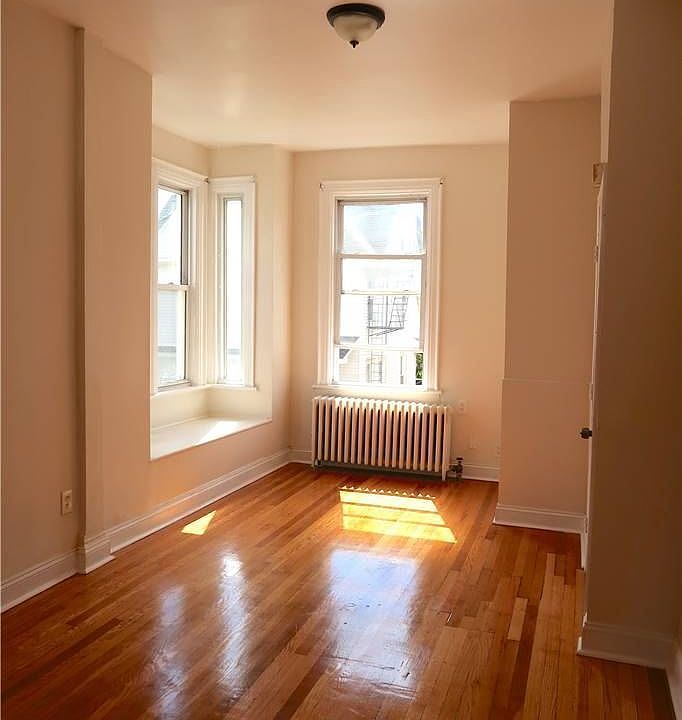 1st image of 142 Overlook St Floor 2