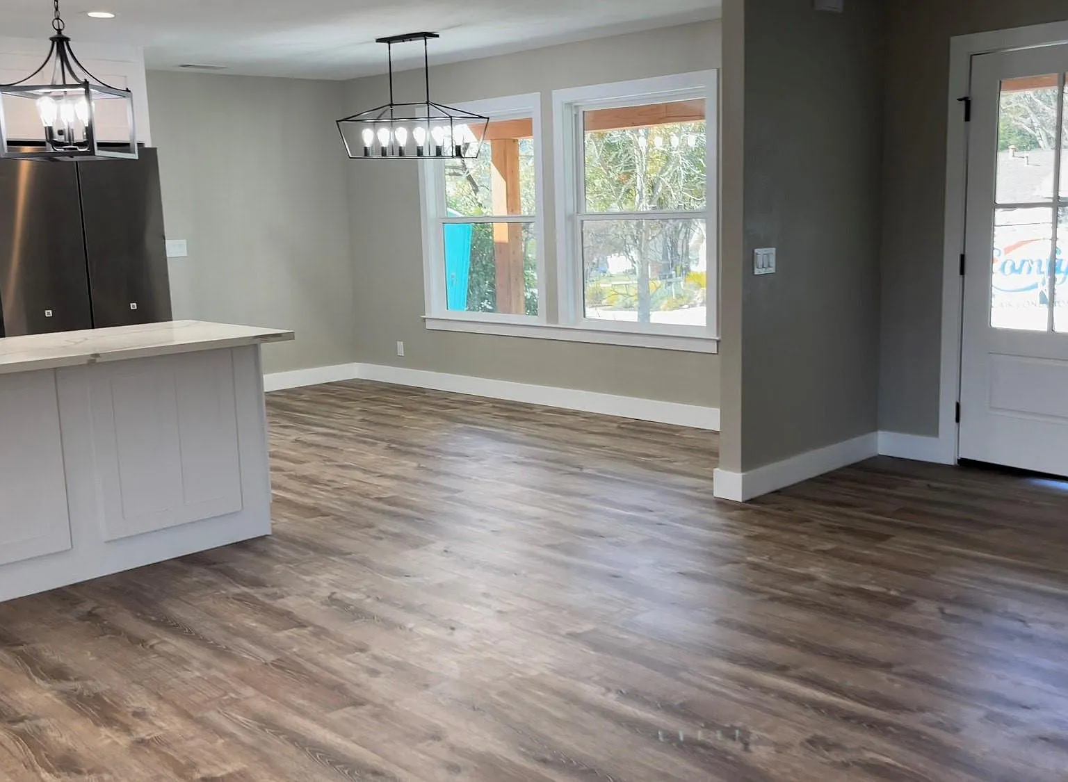 3 bed, 1475 sqft, $5,300 — Photo 4