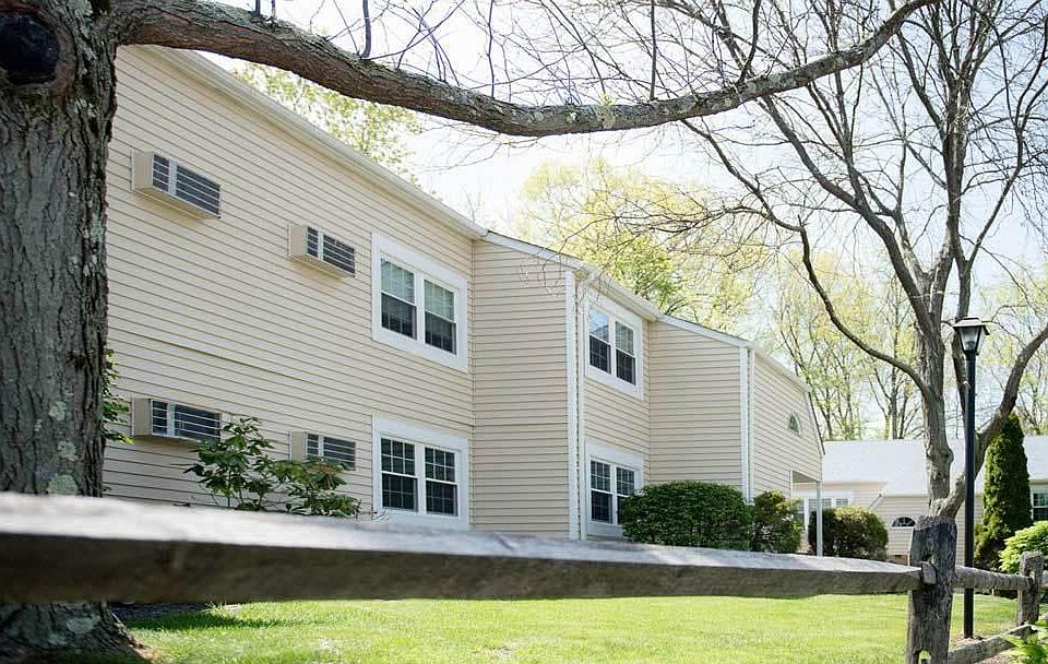 1st image of 41 Harriman Woods Dr #53
