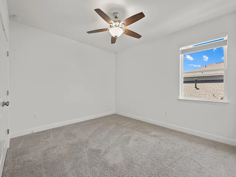 5305 Mandevilla Dr — Photo 30