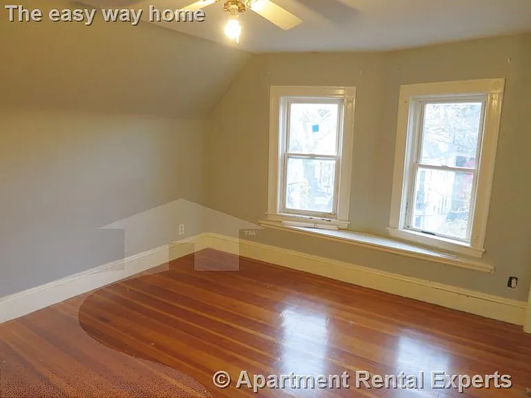 45 Paulina St #2 — Photo 4