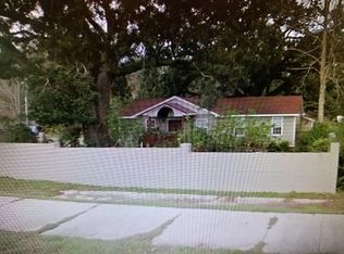 6558 Old Shell Rd, Mobile, AL 36608