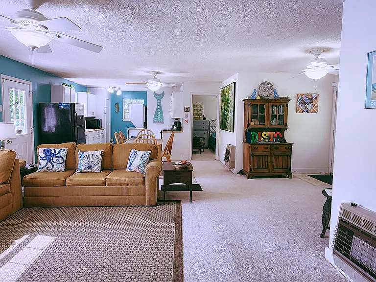 866 Crawford Dr — Photo 6