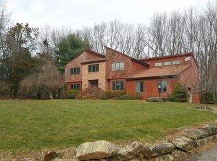 6 Knollwood Ter, Randolph, NJ 07869