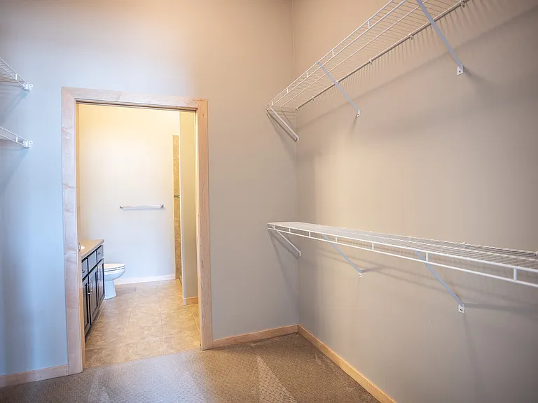 Uptown Exchange Lofts — Photo 13
