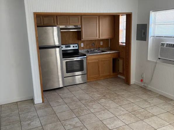 828 2nd St N APT 6, Jacksonville Beach, FL 32250