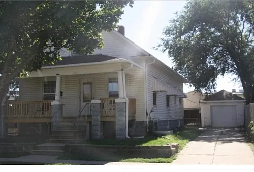 915 Y St Photo 1
