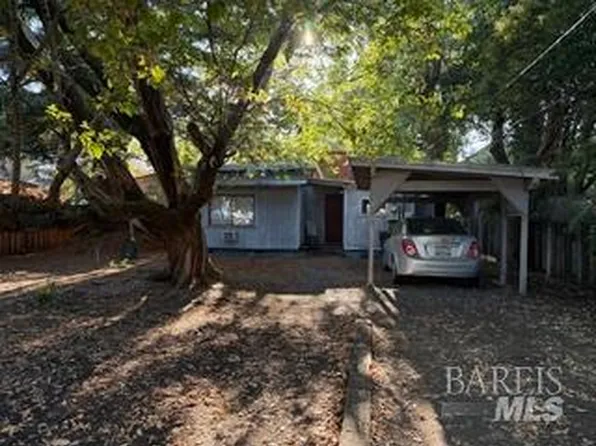 917 Saracen Road, Santa Rosa, CA 95401