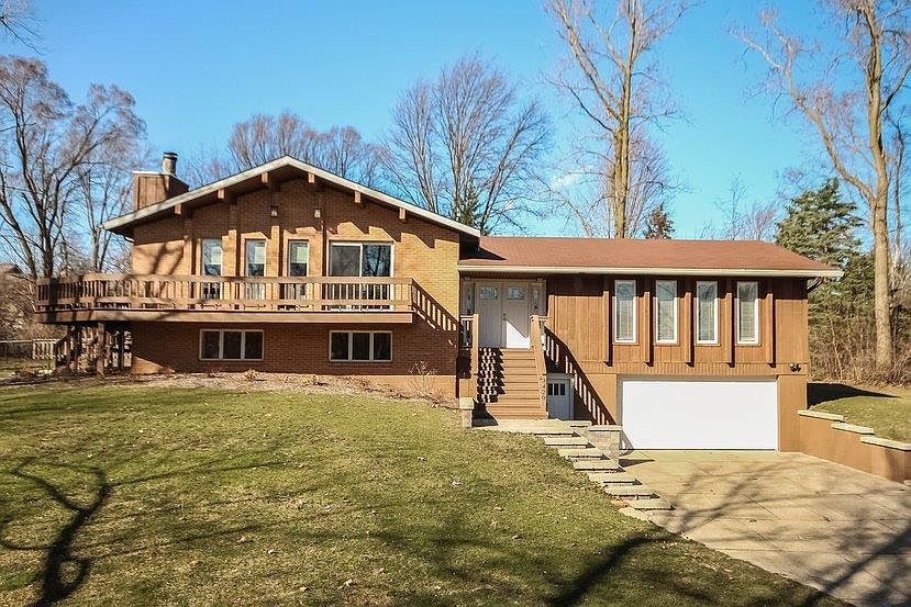1st image of 3420 Deward Dr