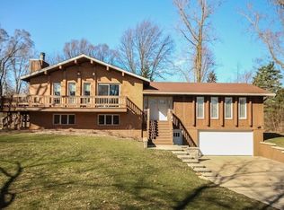 3420 Deward Dr, Ann Arbor, MI 48105