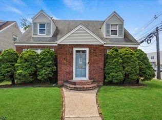 702 Mola Blvd, Elmwood Park, NJ 07407