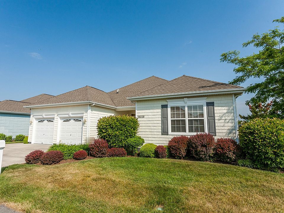 1st image of 20228 Whitehead Cir #101