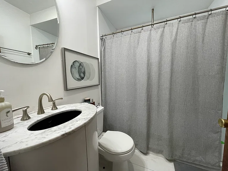 10 Dickson St #1 — Photo 14