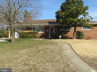 2416 Fort Dr, Suitland, MD 20746