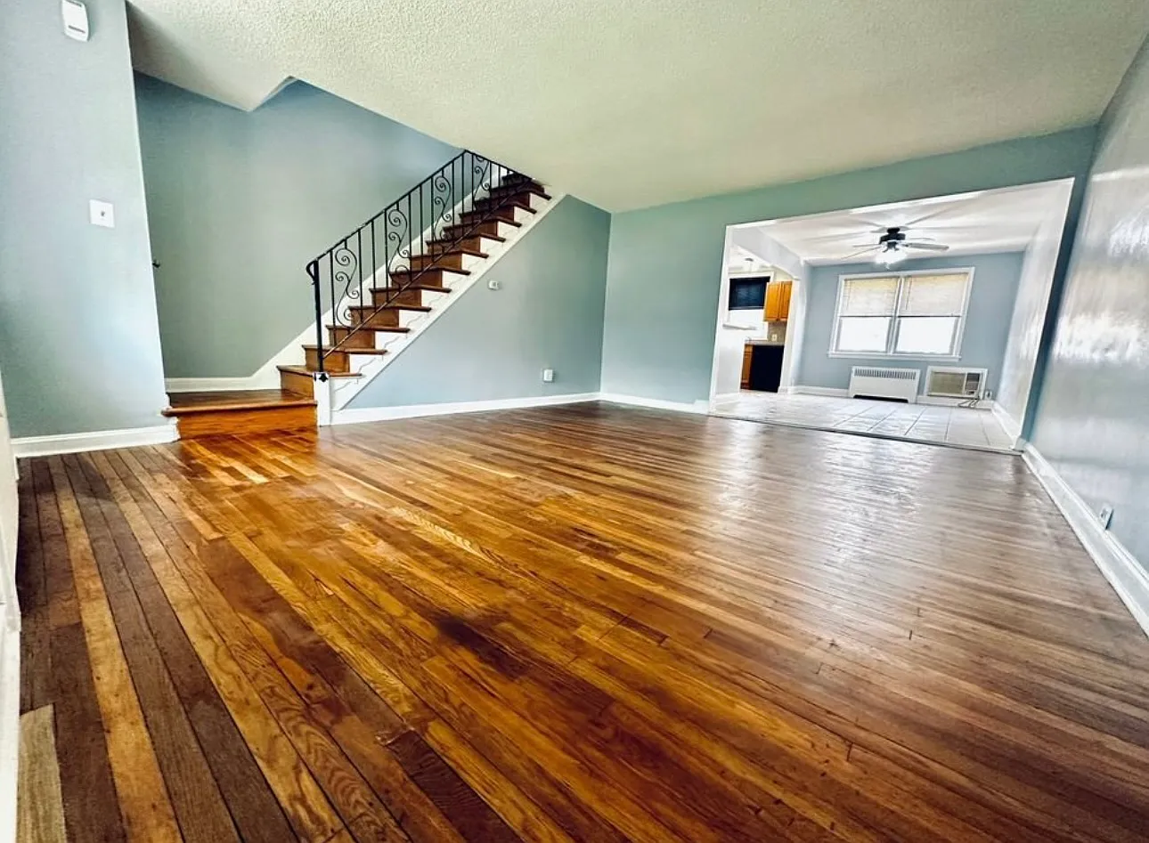 809 Fairfax Rd — Photo 1