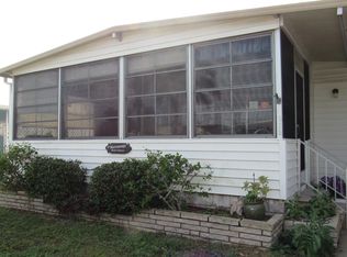 912 Nogoya W, Venice, FL 34285