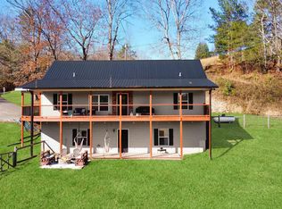 220 Ivy Rdg #1, Ellijay, GA 30536