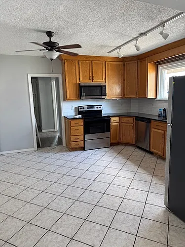 470 Grattan St #1 Photo 1 470 Grattan St #1 Photo 1