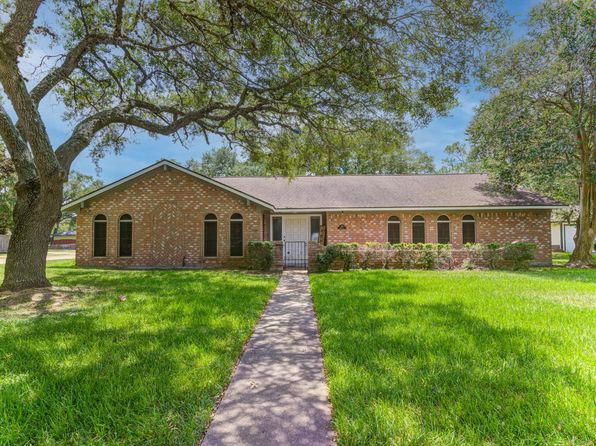 312 Narcissus St