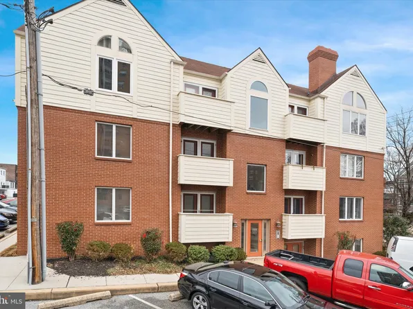 1504 N Broom St APT 13, Wilmington, DE 19806