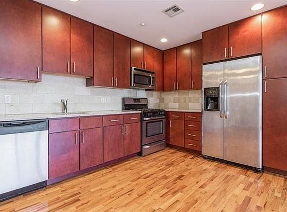 2nd image of 17 Meadow Rd APT 307
