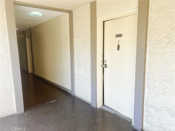 1630 Neil Armstrong St Unit 314, Montebello, CA 90640