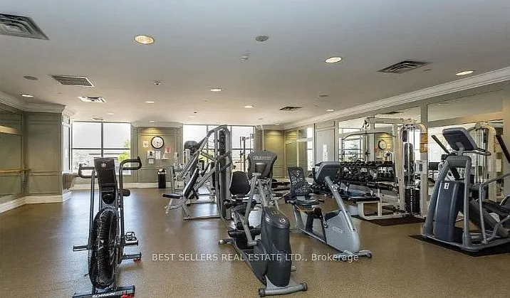 25 Kingsbridge Garden Cir #2321 — Photo 8