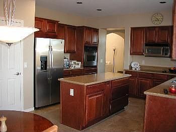 4th image of 3072 E Oriole Way